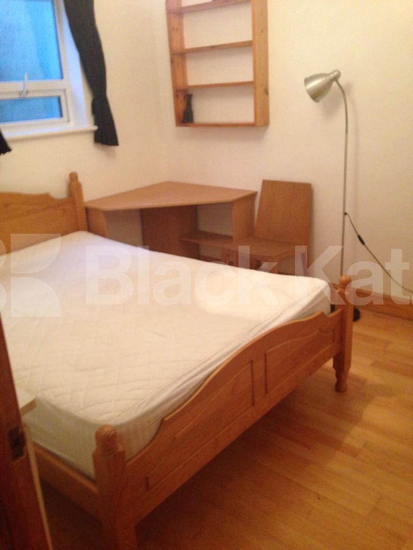 			NEW INSTRUCTION, 2 Bedroom, 1 bath, 1 reception Ground Floor Flat			 Radley Mews, High Street Kensington